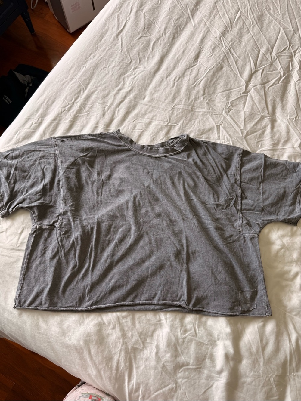 Free People gray oversized cropped tee in a M